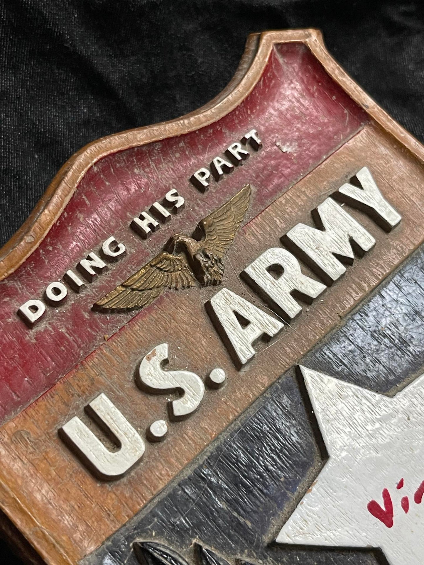 US ARMY "DOING HIS PART" WOODEN SHIELD/PLAQUE
